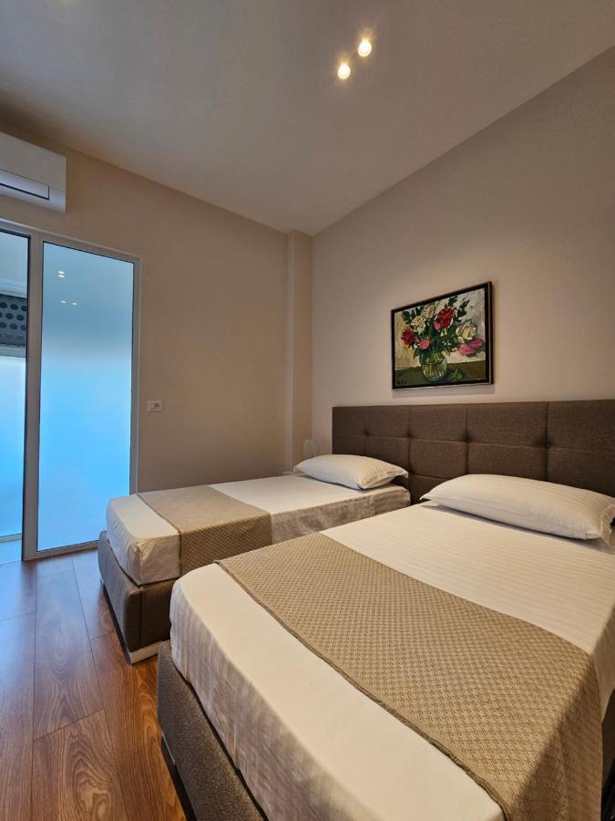 Alba Studio Apartment Tiranë Luaran gambar