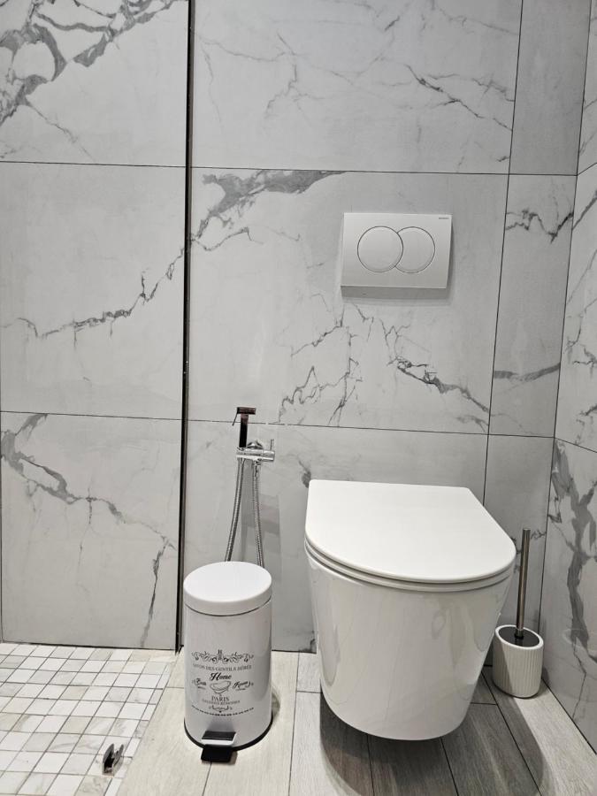 Alba Studio Apartment Tiranë Luaran gambar