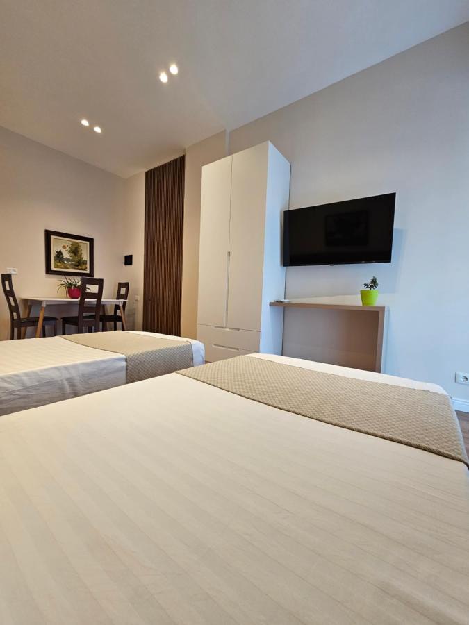 Alba Studio Apartment Tiranë Luaran gambar