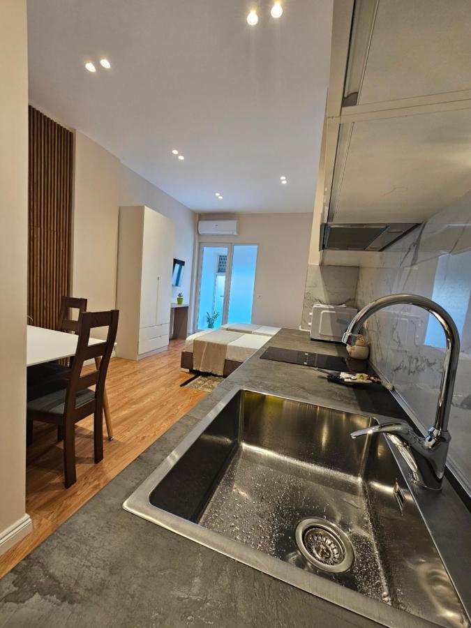 Alba Studio Apartment Tiranë Luaran gambar